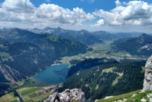 Blick von der "Roten Flüh" auf den Haldensee, Tannheim, Österreich, Alpen, Europa